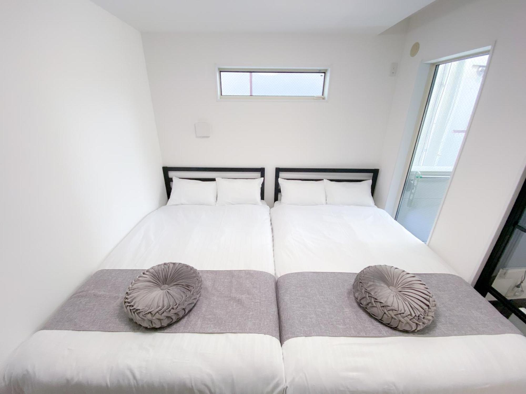 Residential Hotel Glitter Usjまで1駅5分 Osaka Bagian luar foto
